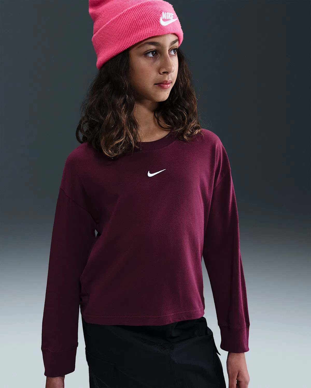 Длинный рукав футболка Nike Sportswear Essential для детей (девочек), Bordeaux