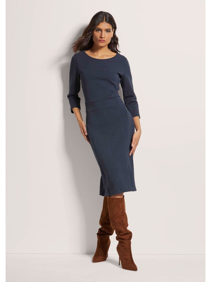 

MADELEINE Платье-футляр с рукавами 3/4 темно-синего цвета