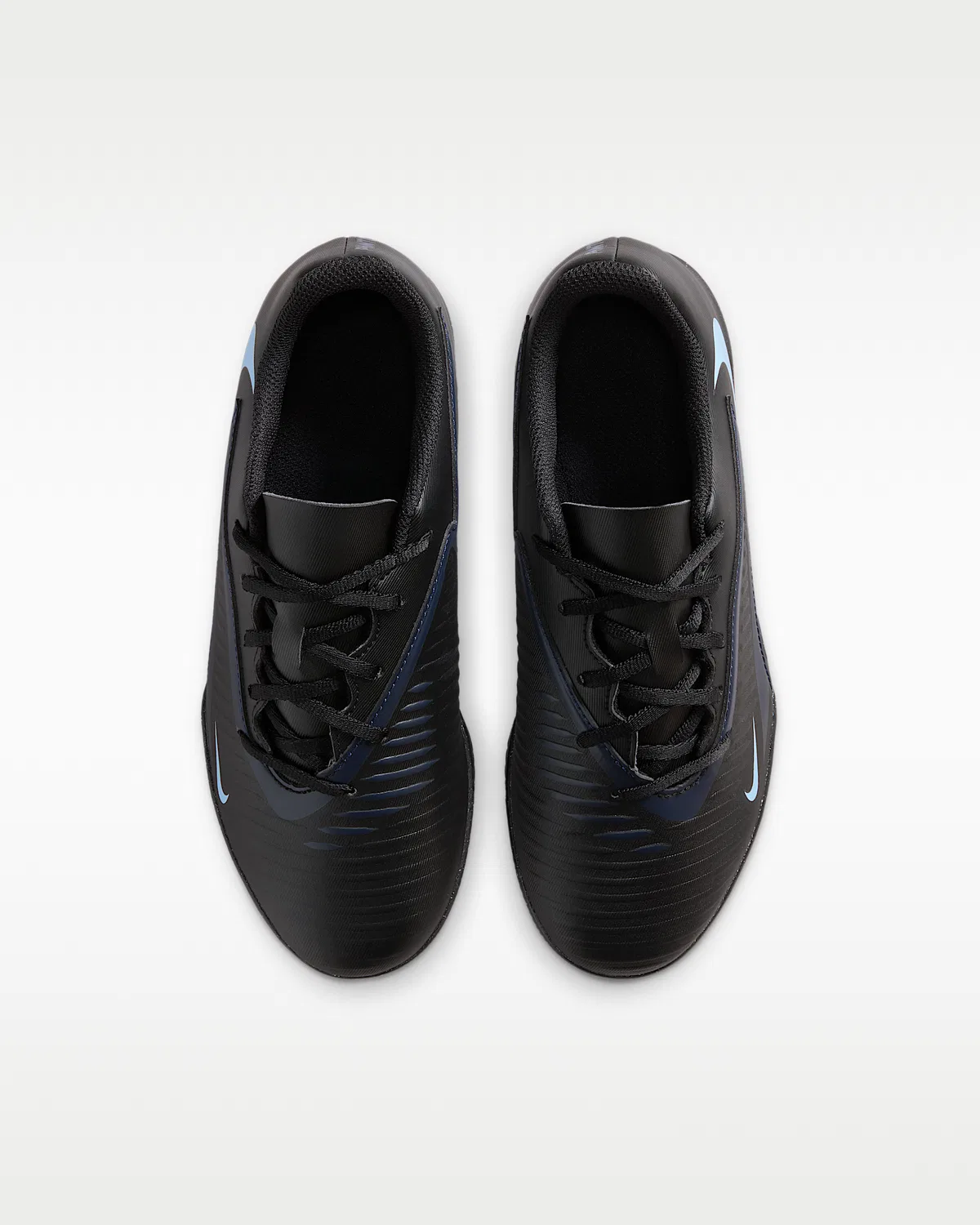 Детские кроссовки для зала Nike Jr. Phantom 6 Low Club, Black/Black — фото 4
