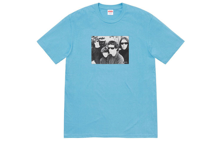 

Совместная коллекция футболок унисекс Supreme