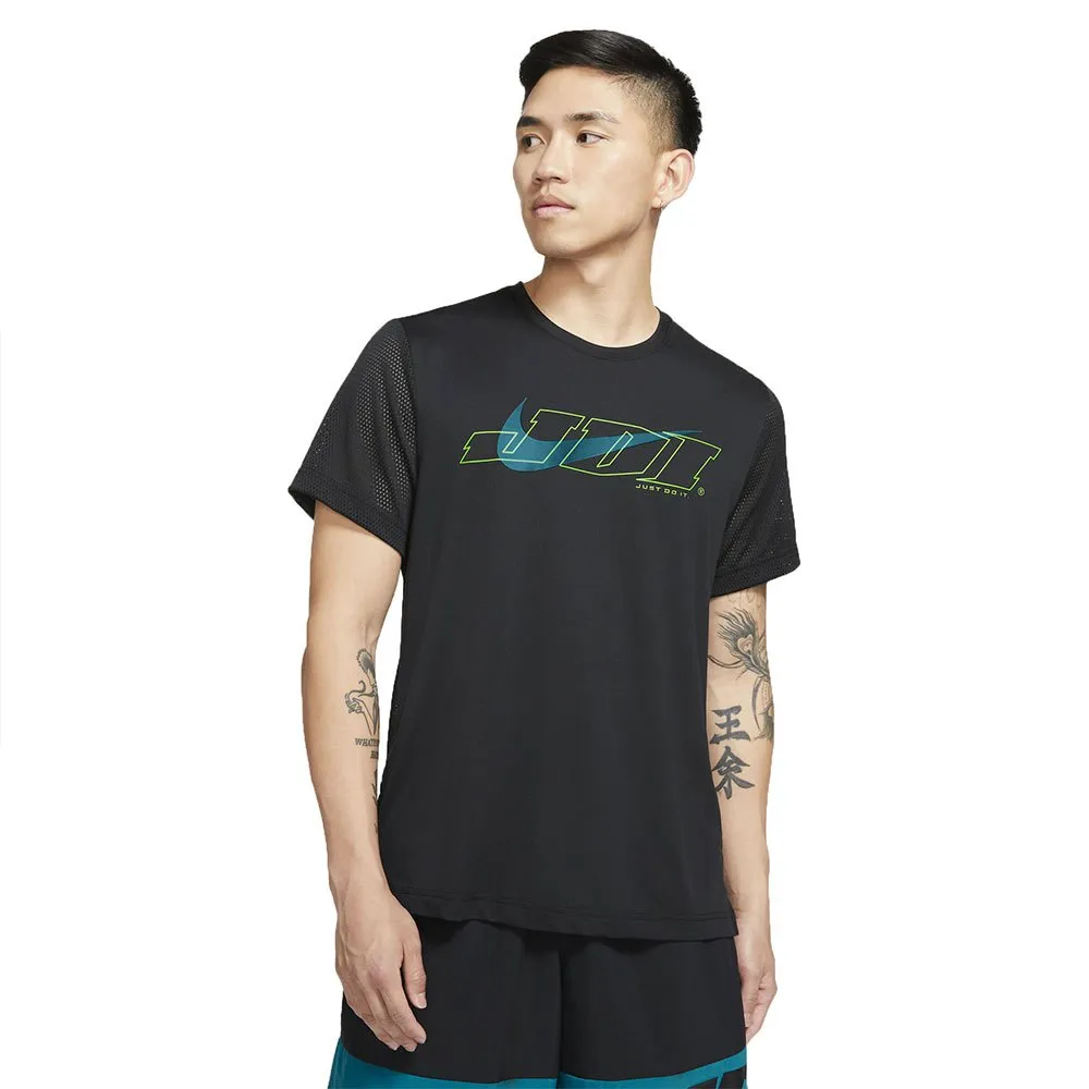 

Футболка Nike Sport Clash, черный