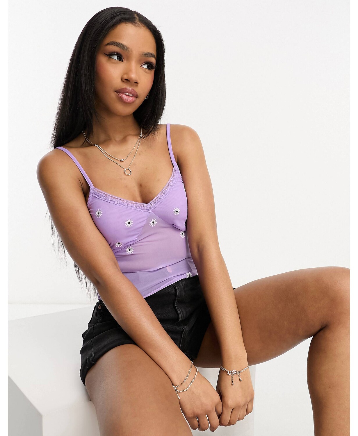 

Сиреневый сетчатый жилет с вышивкой в ​​виде ромашек ASOS DESIGN, Фиолетовый, Сиреневый сетчатый жилет с вышивкой в ​​виде ромашек ASOS DESIGN