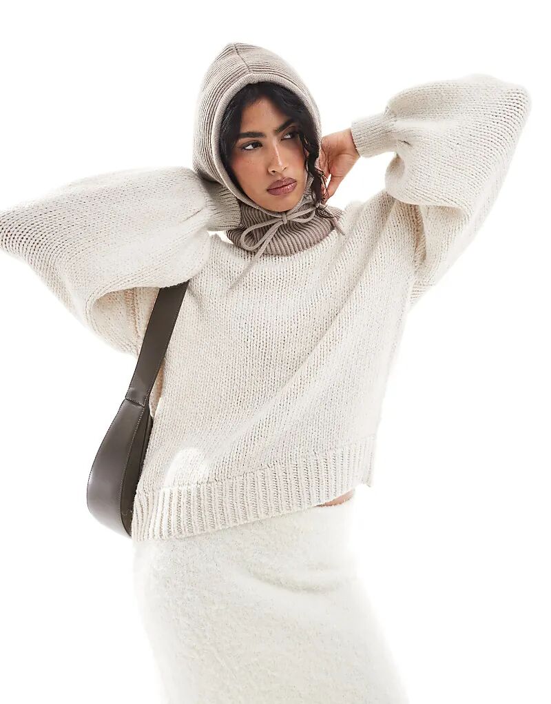 

Вязаный объемный джемпер цвета экрю ASOS DESIGN