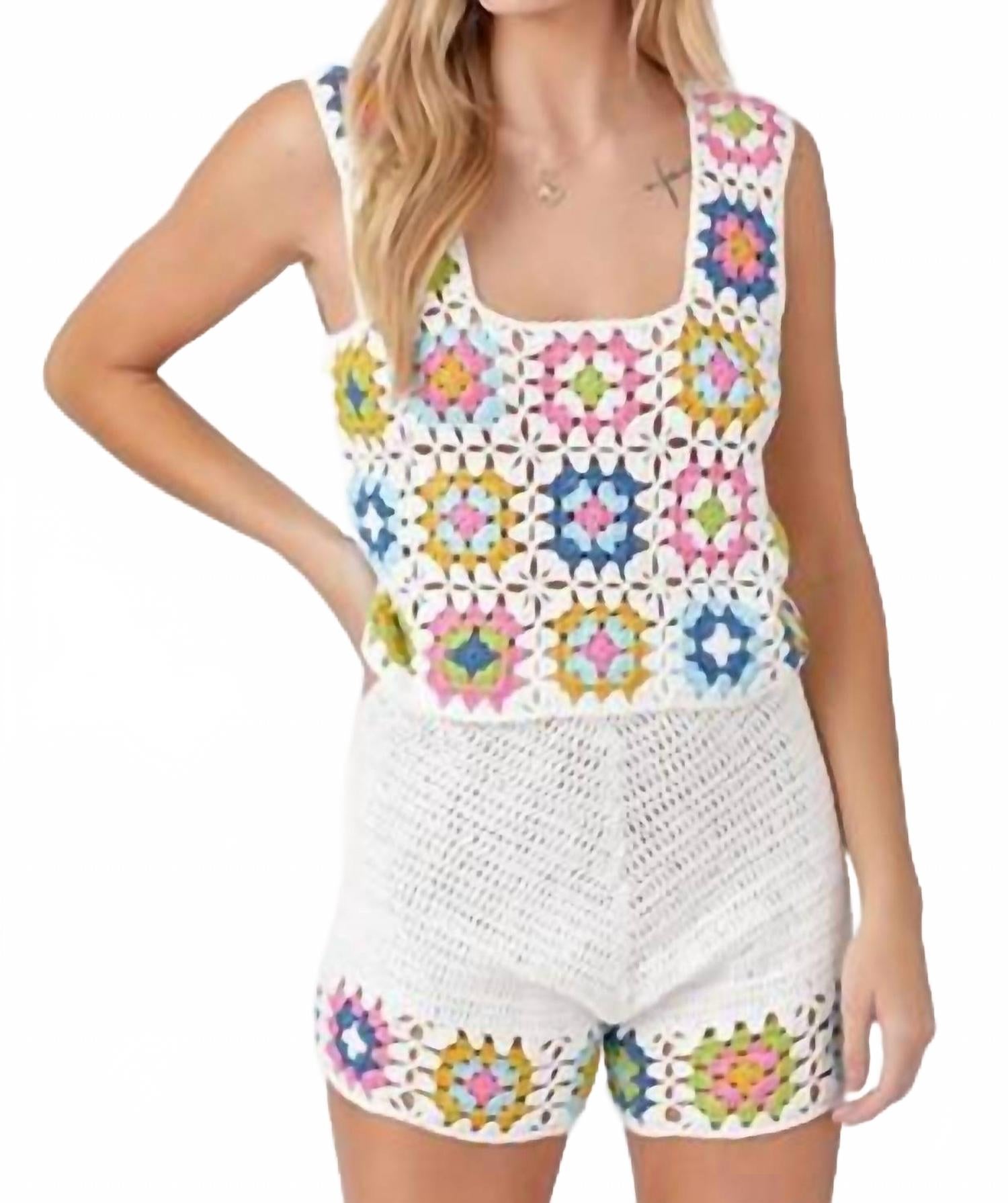 

Шорты Crochet Patch Short Set In Cream Baevely by Wellmade