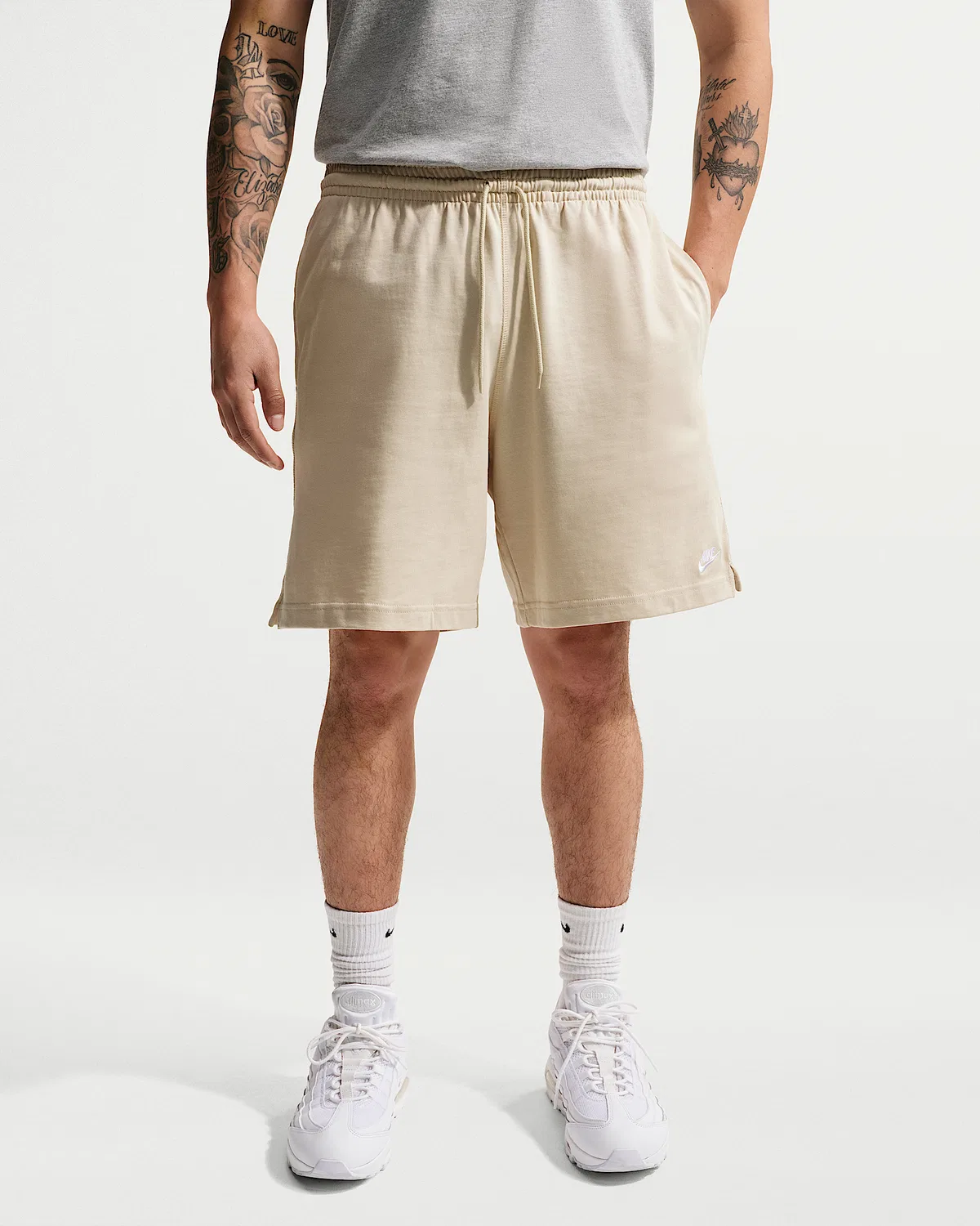 Мужские трикотажные шорты Nike Club, Light Khaki/White — фото 2