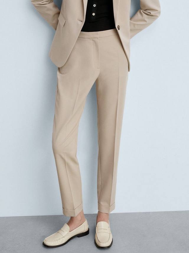 

Бореальные костюмные брюки с прямыми штанинами Mango, цвет Pastel Grey