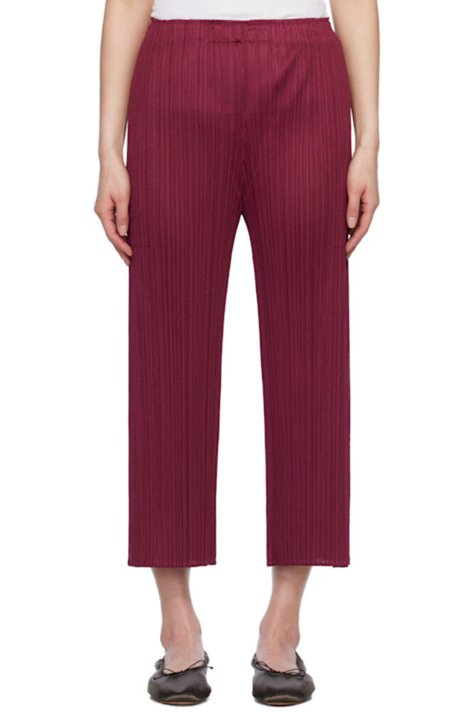 

Брюки цвета месяца в бордовых тонах в марте PLEATS PLEASE ISSEY MIYAKE