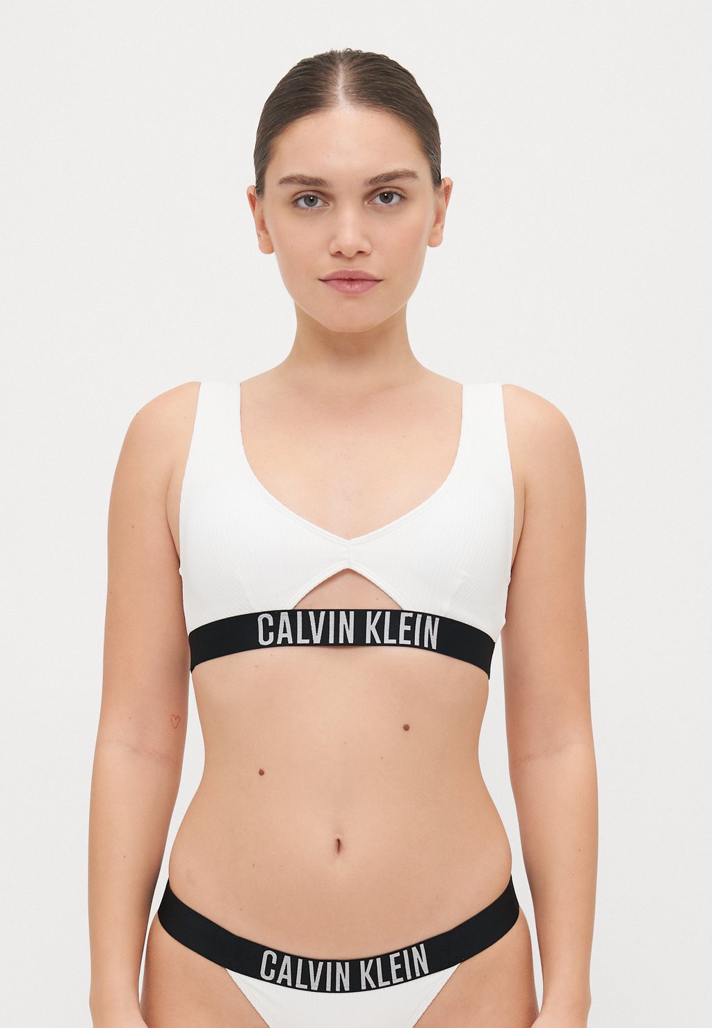 

Верх бикини BRALETTE NEW Calvin Klein Swimwear, белый