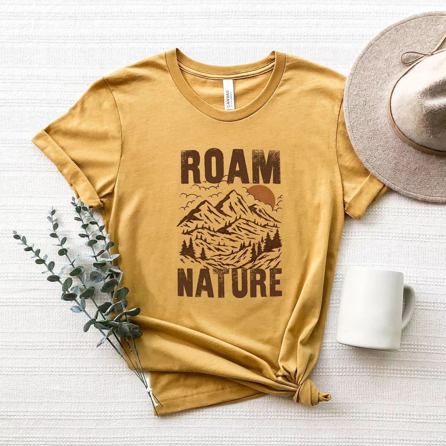 

Футболка с короткими рукавами и рисунком Roam Nature Mountians Simply Sage Market