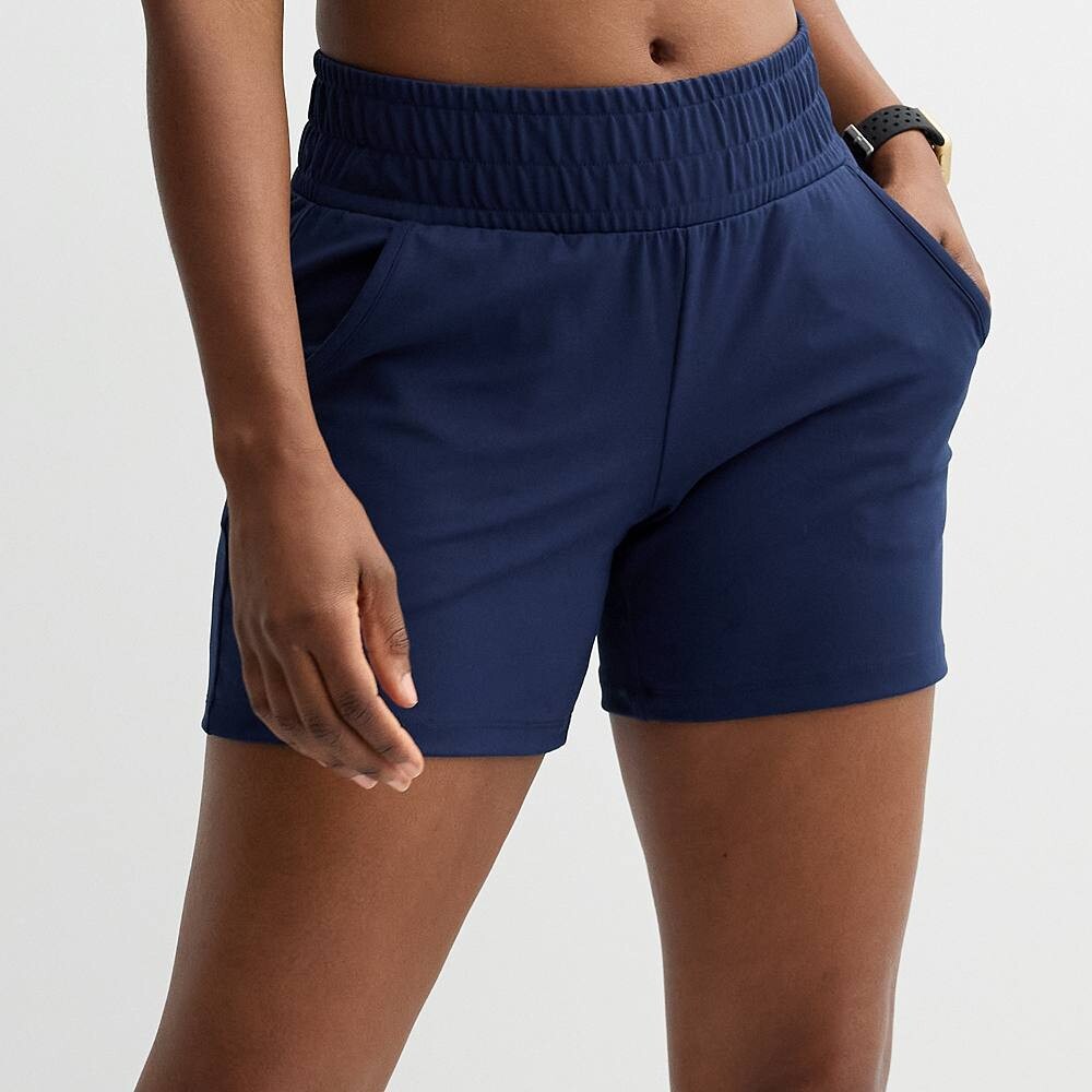 

Женские шорты Tek Gear Essential Soft Relax, цвет Navy Romance