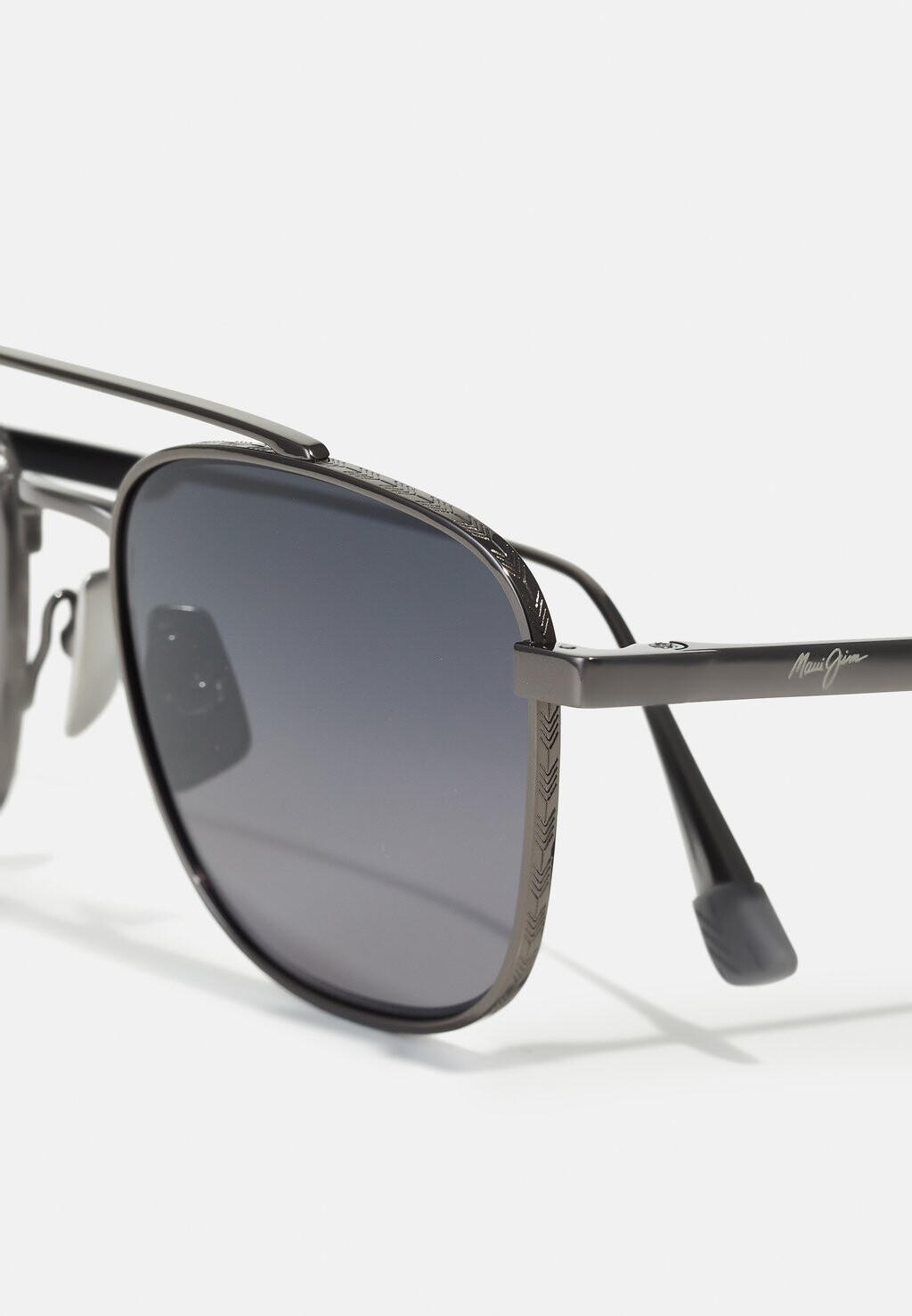 

Солнцезащитные очки Maui Jim, рутениево-серые