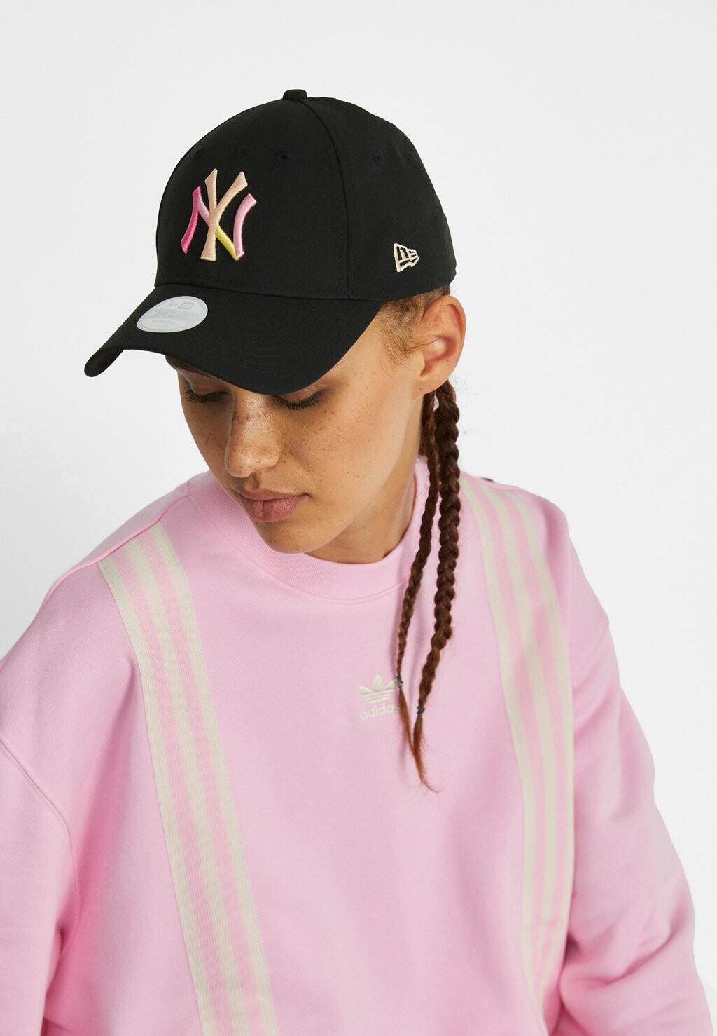 

Бейсболка New Era, черный