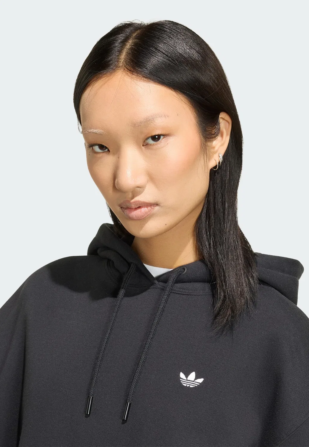 Толстовка Adidas Originals Essentials черного цвета — фото 4