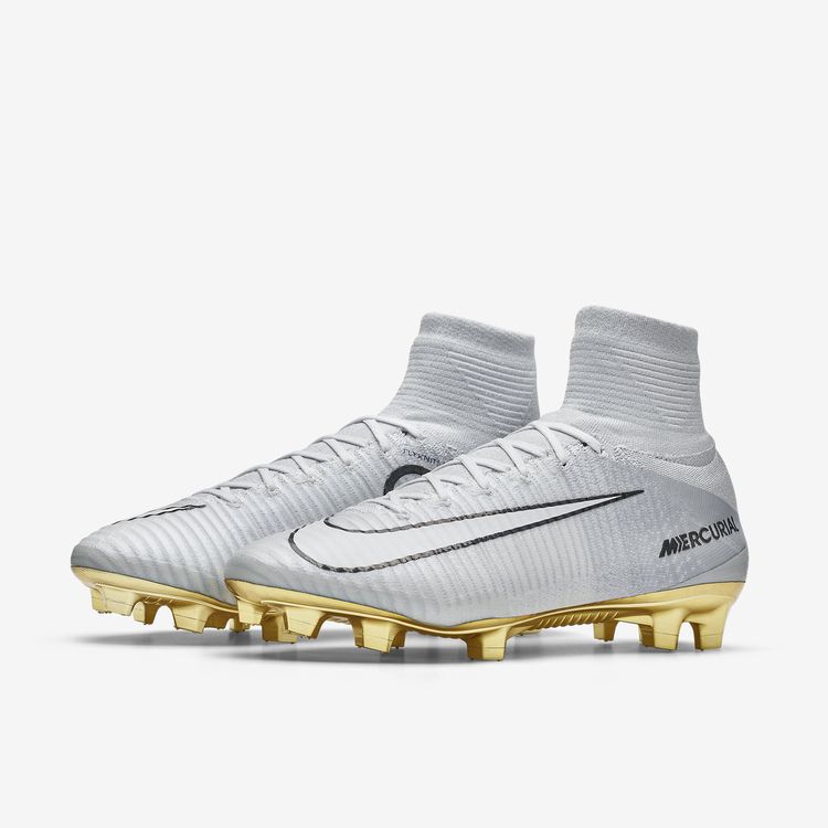 

Кроссовки Mercurial Superfly V CR7 SE FG 'Vitorias', белый