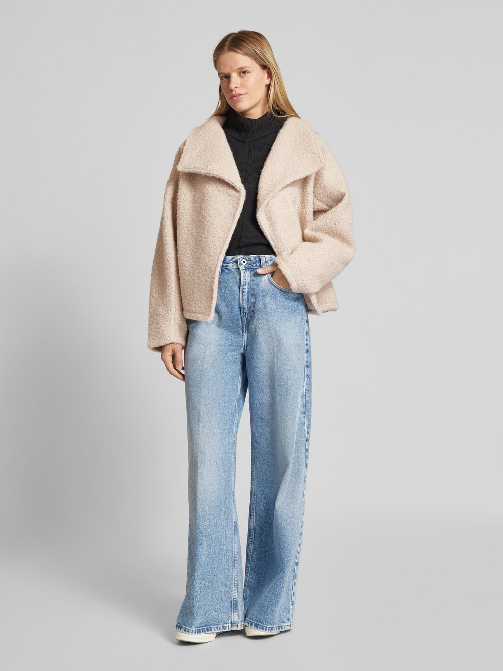 

Куртка с плюшевым мехом Gina Tricot, бежевый