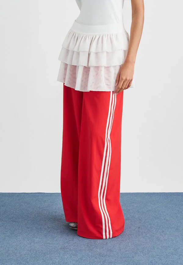 Fb tp спортивные штаны Adidas Originals, Better Scarlet