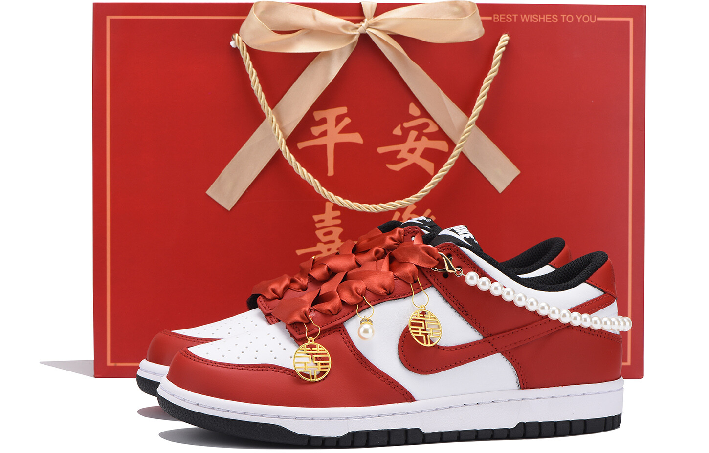 

Кроссовки для скейтбординга Dunk унисекс с низким верхом белый/красный Nike
