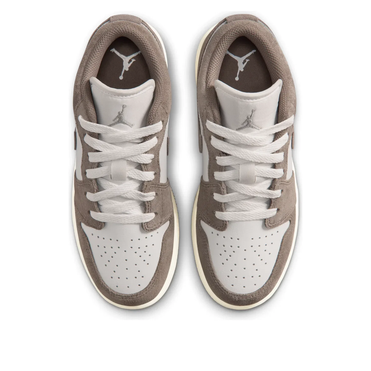 Кроссовки Air Jordan 1 Low 'Olive Grey Enigma Stone' 553560-026, серый — фото 3