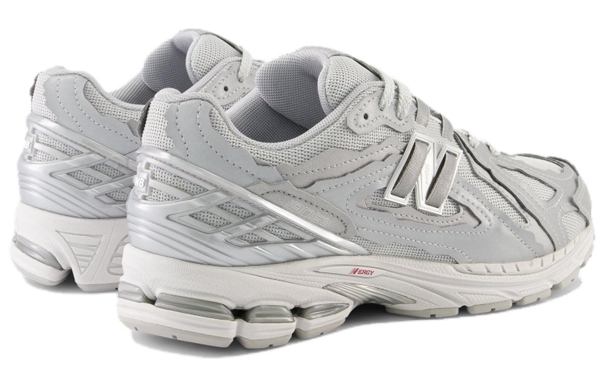 Кроссовки New Balance 1906D Protection Pack Silver Metallic, серебристо-серый — фото 3