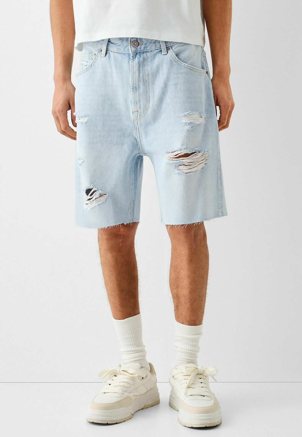 

Джинсовые шорты VINTAGE WITH RIPS BERMUDA Bershka, цвет Blue Denim