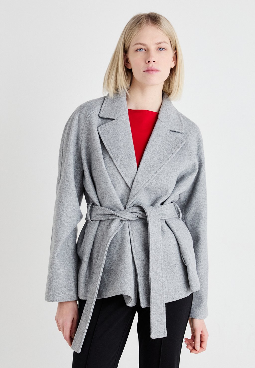 

Блейзер VMFORTUNEAYA RAGLAN SLEEVE NOO Vero Moda, светло-серый