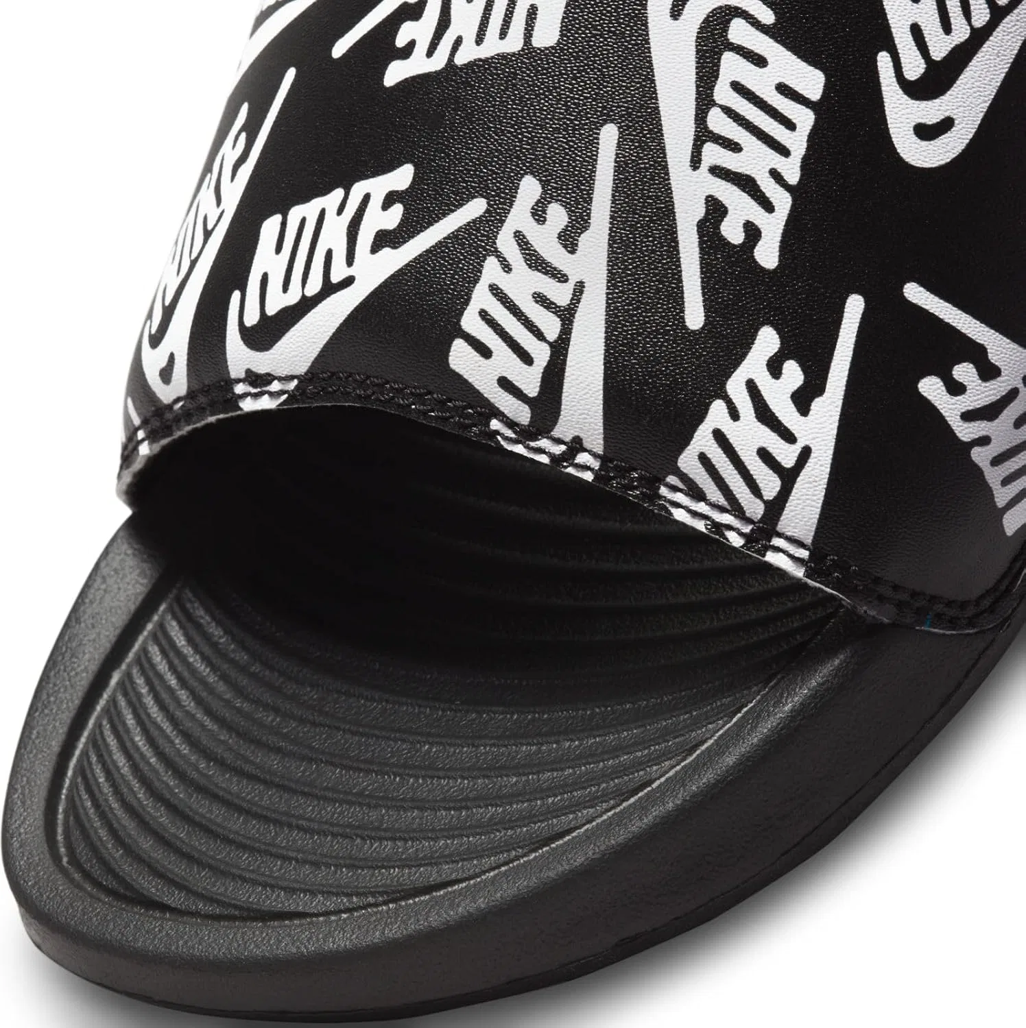 Кроссовки NIKE Herren Victori One, Black / White — фото 4