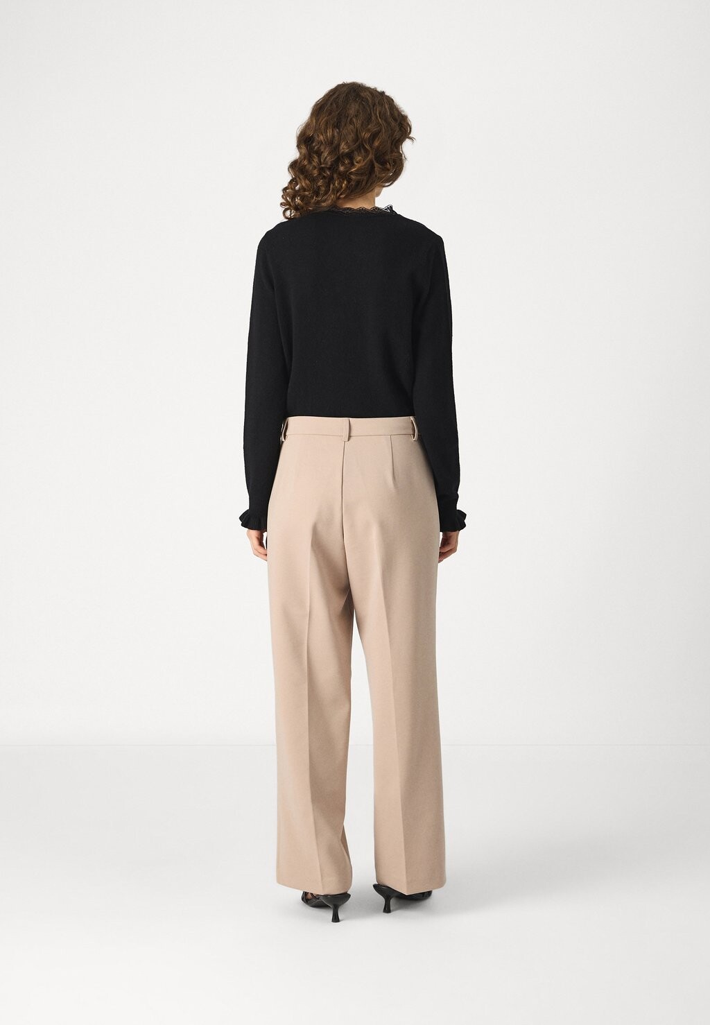

Тканевые брюки ONLPEACH LIFE WIDE PANT ONLY, серо-коричневый