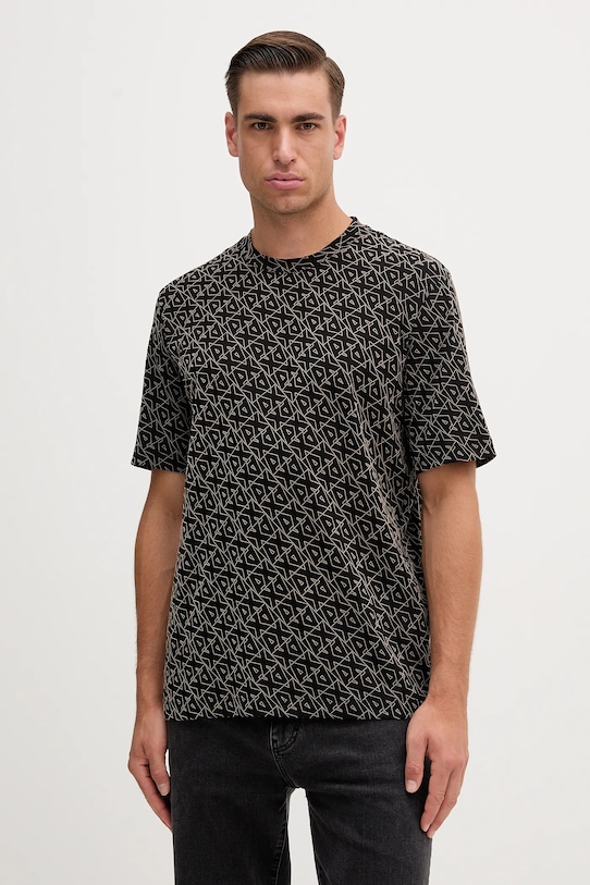 

Хлопковая футболка Armani Exchange, черный