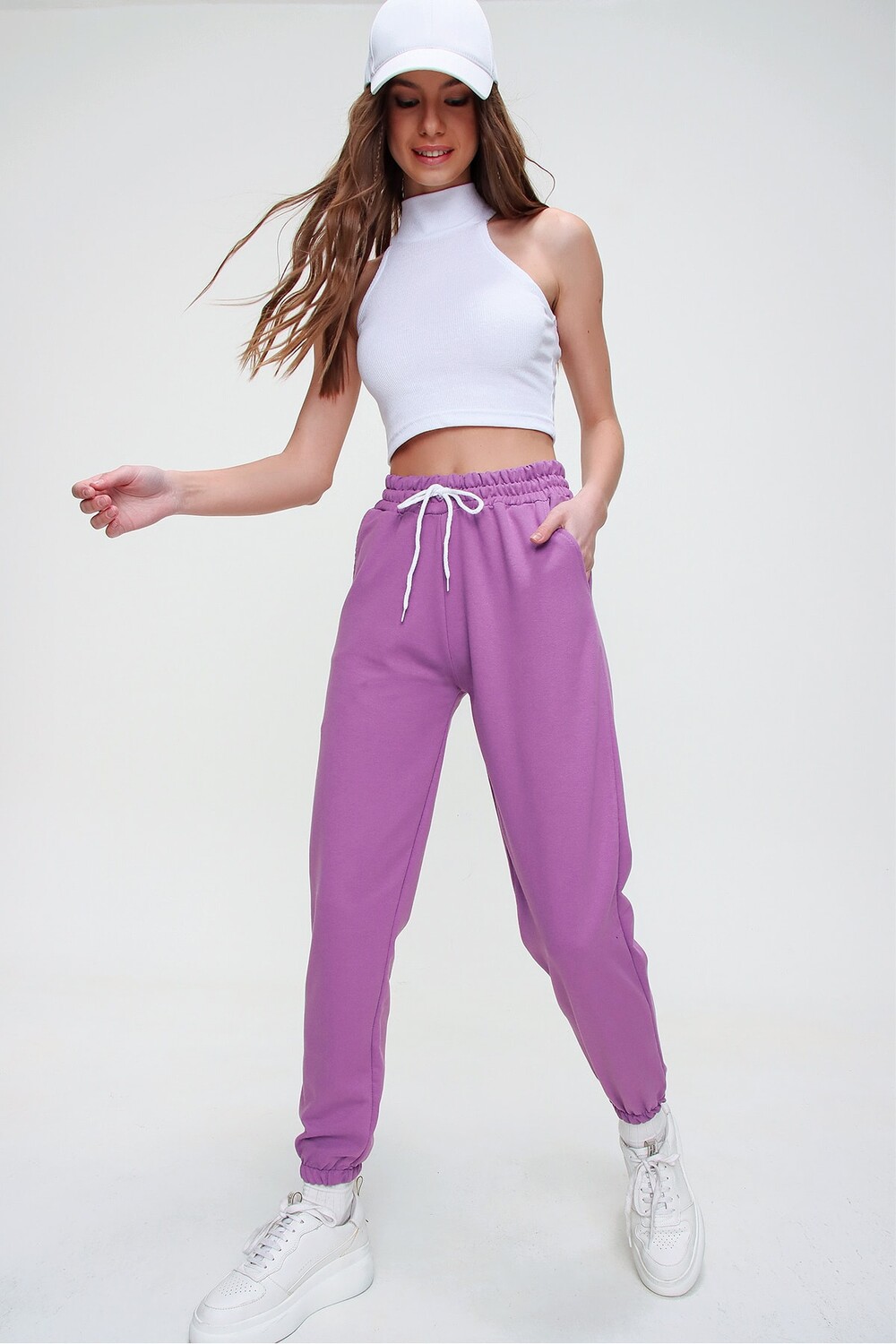 

Спортивные штаны - Фиолетовый - Джоггеры Trend Alaçatı Stili, фиолетовый