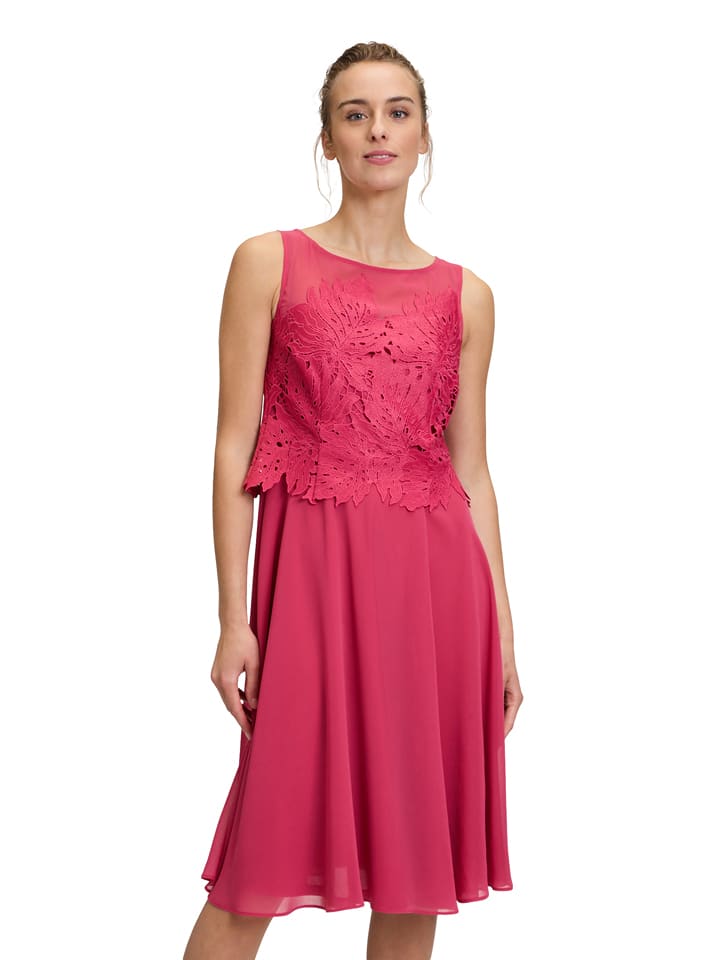 

Платье до колена Vera Mont, розовый