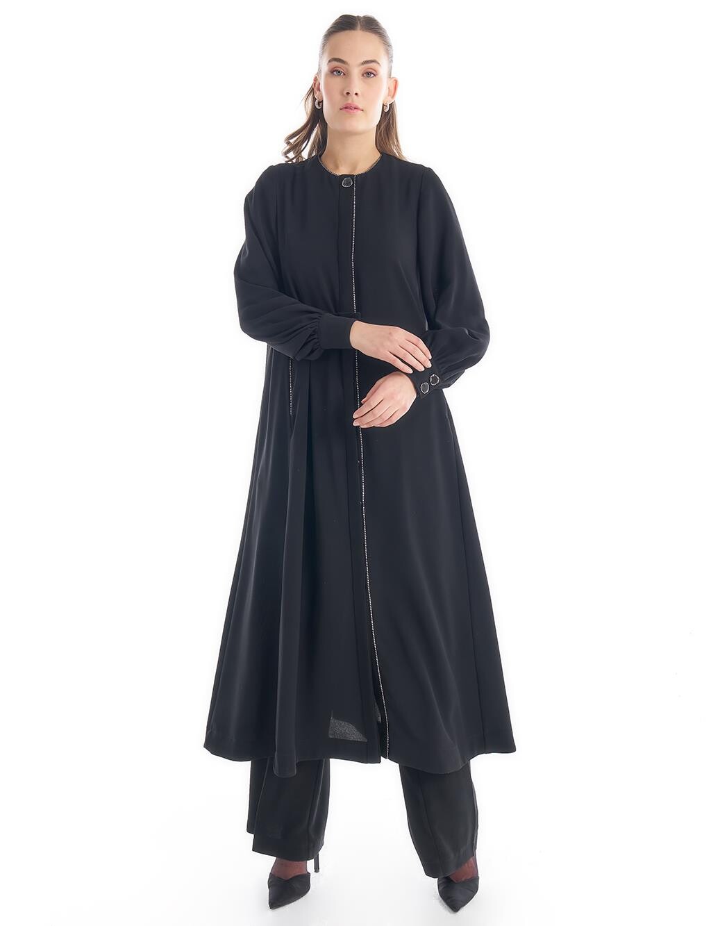 

Абая Button Detailed Crew Neck Wear and Go Black Kayra