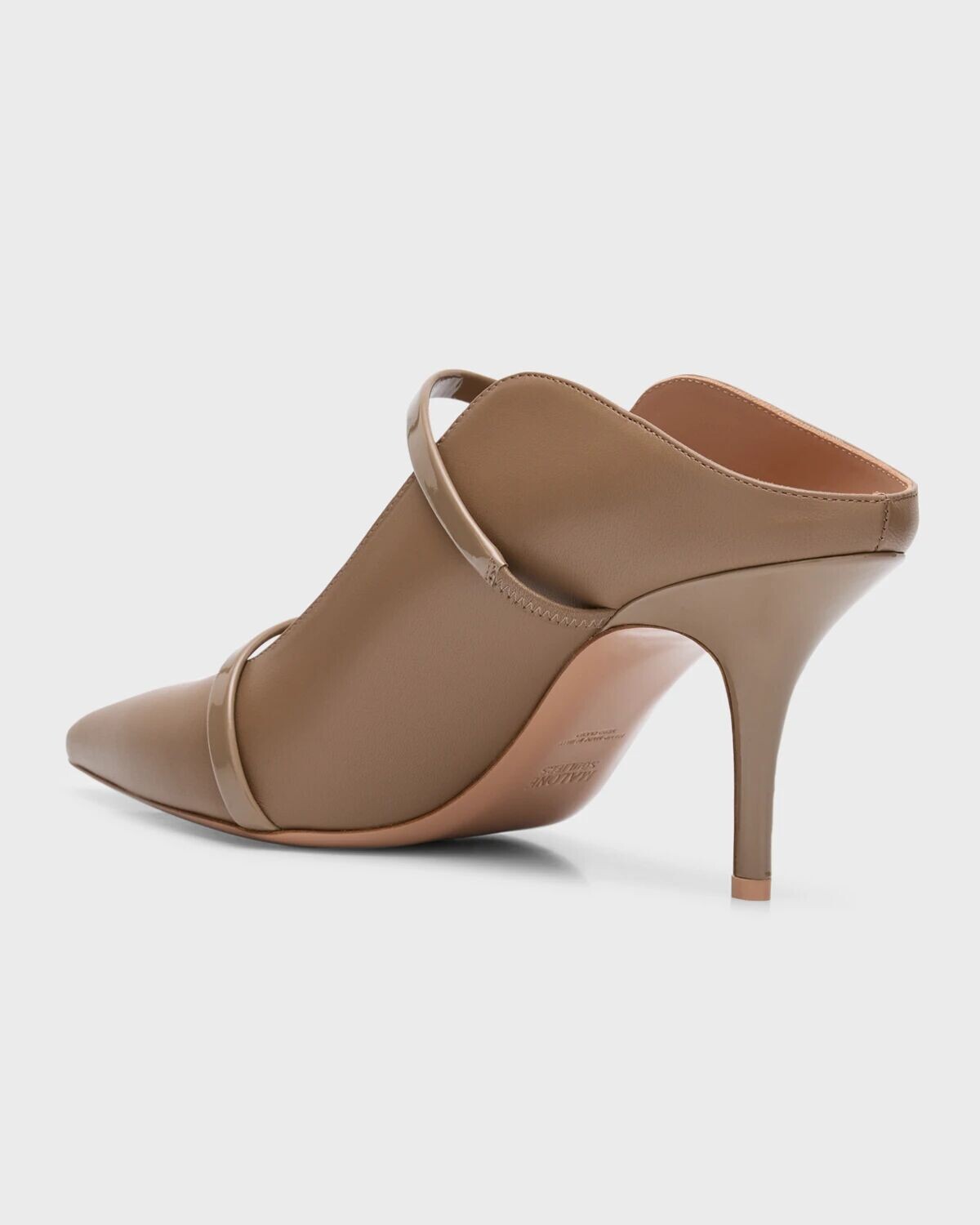 Кожаные туфли-мюли Maureen с двумя ремешками Malone Souliers, цвет Taupe — фото 4