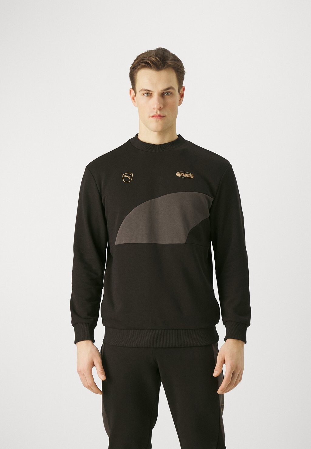 

Толстовка King Crew Puma, цвет black/shadow gray