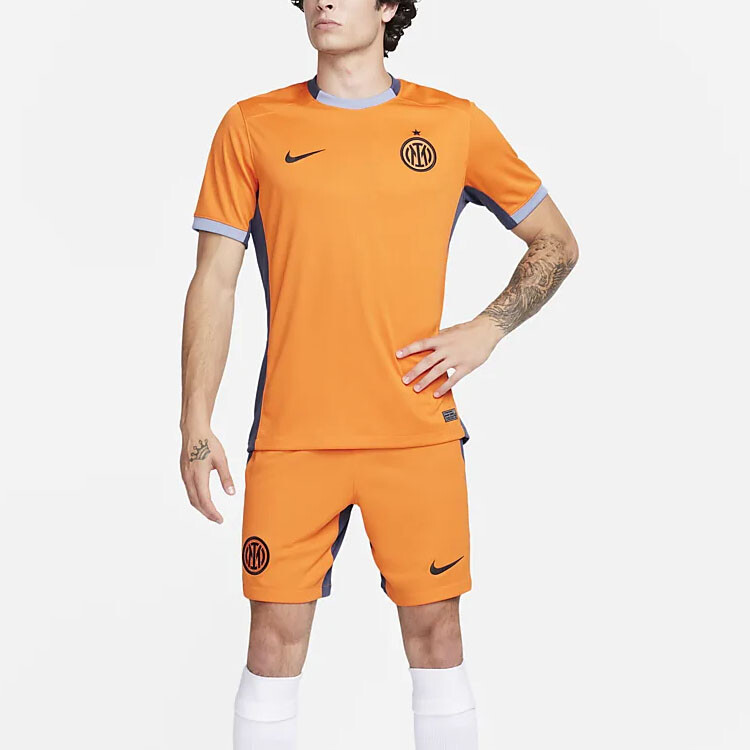 Футболка мужская оранжевая Nike, оранжевый — фото 2