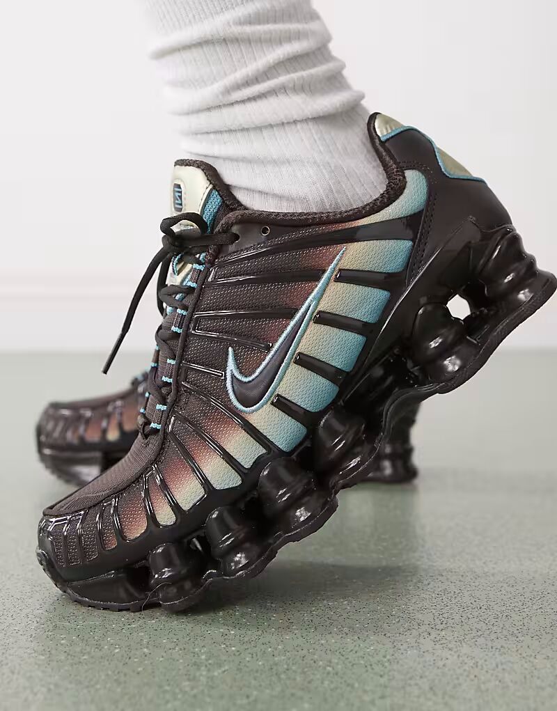 Кроссовки Nike Shox TL коричневого и синего цветов