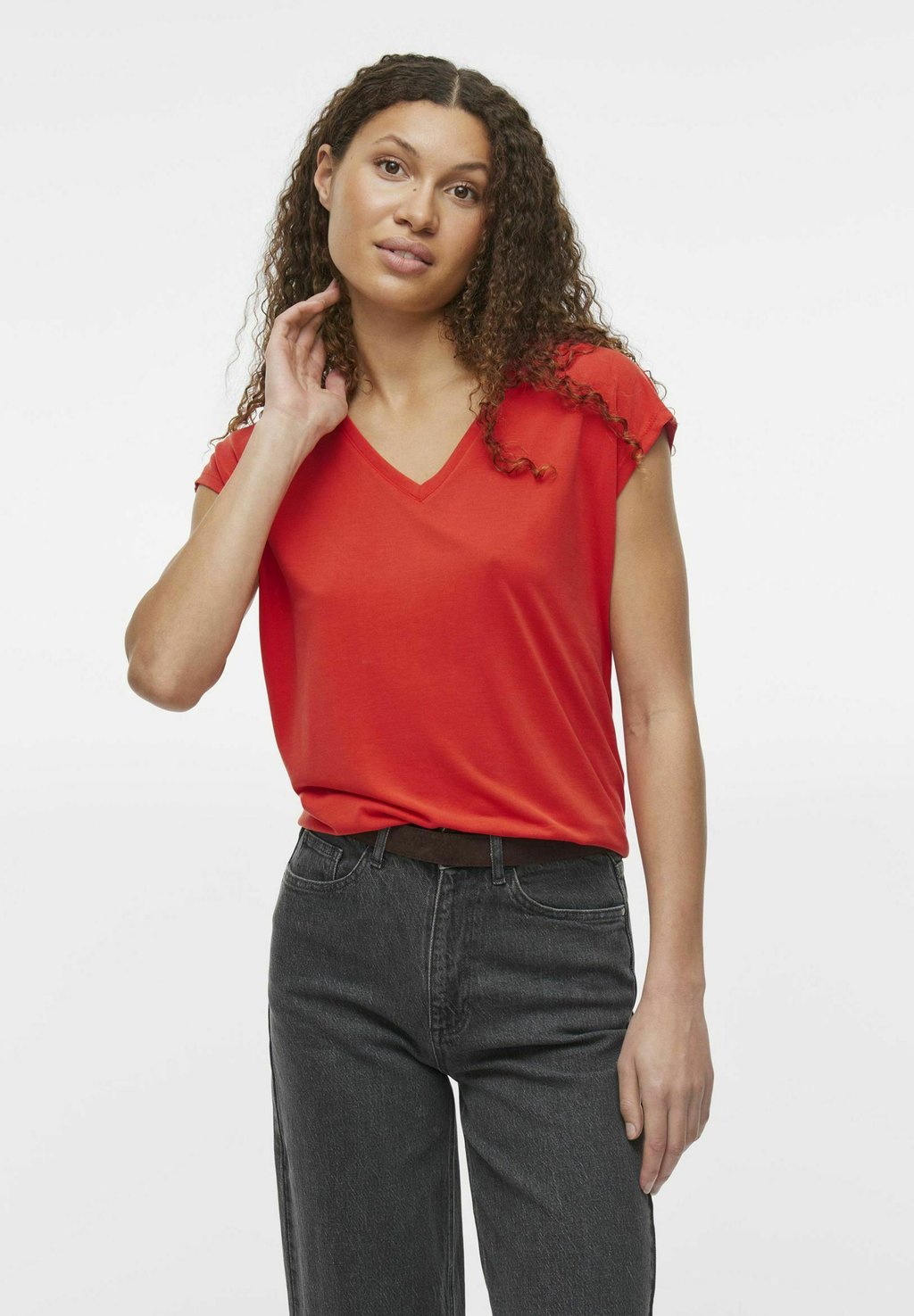 

Базовая футболка VIMODALA V-NECK NOOS VILA, красный