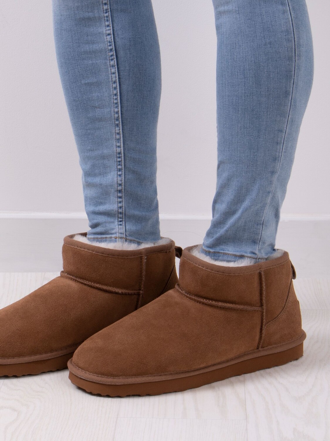 

Тапочки Just Sheepskin Arthur Boot, Каштановый