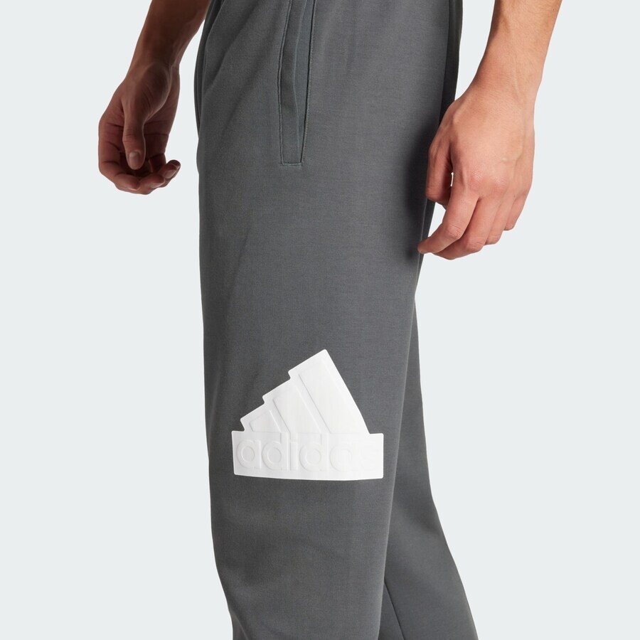 Тренировочные брюки Adidas FUTURE ICONS, цвет Silver Grey/Dark Grey — фото 3