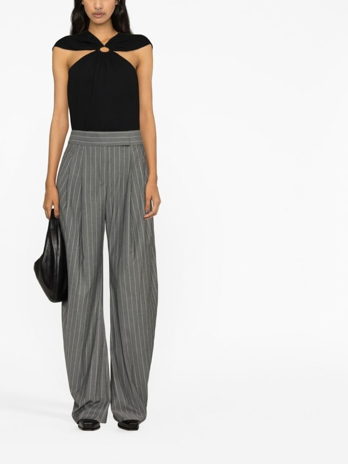 Футболка Stella McCartney Ring Hardware Cold Shoulder, черный — фото 2