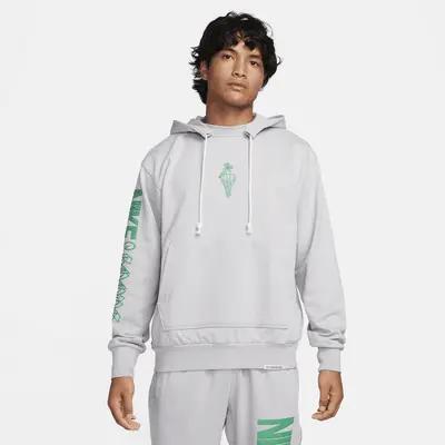 

Худи Nike Standard Issue, цвет Wolf Grey/Stadium Green