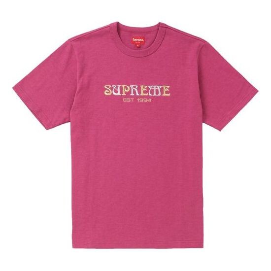 

Футболка fw18 nouveau logo tee dark magenta logo tee Supreme, красный