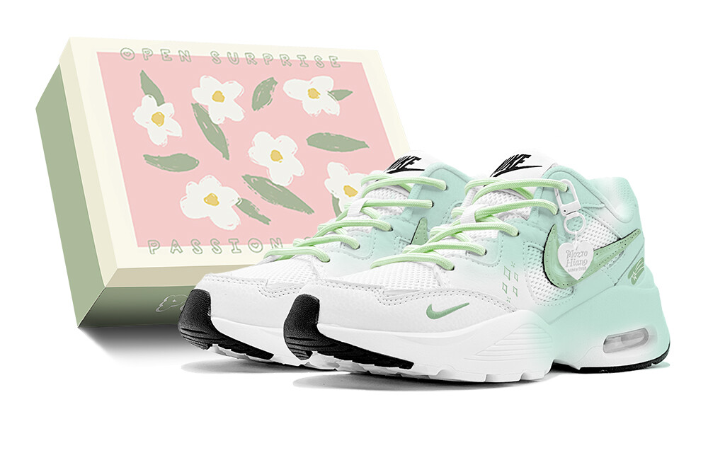 

Кроссовки Air Max Fusion женские с низким верхом, белый Nike