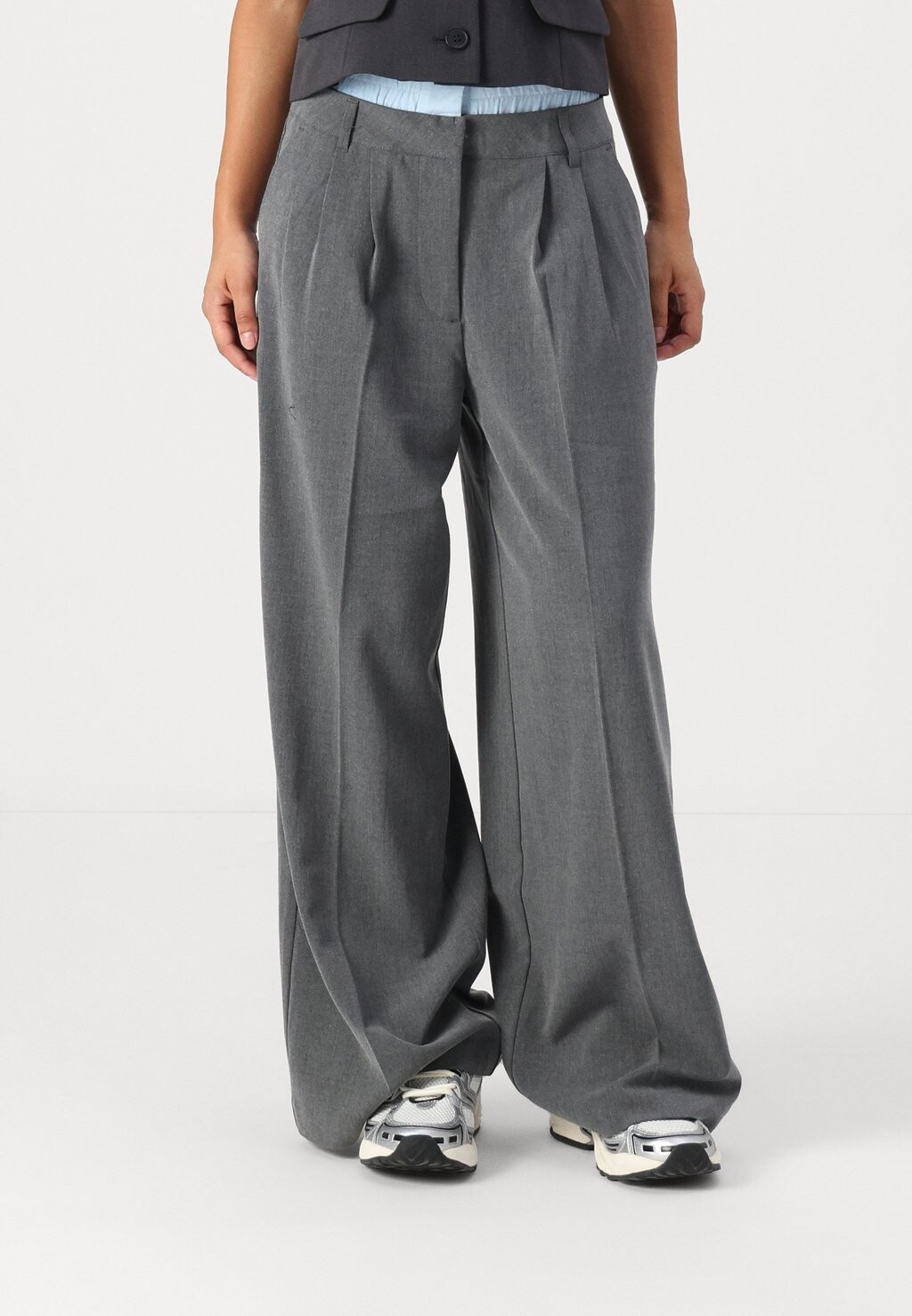 

Брюки BOXER LONG Even&Odd Petite, цвет Mottled Grey
