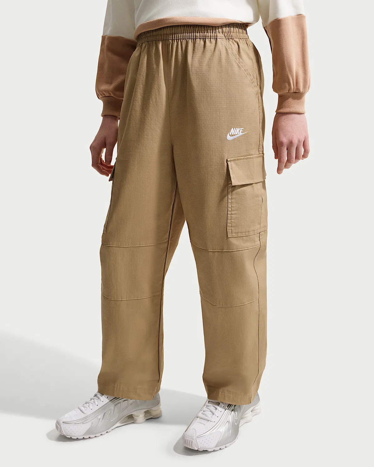 Детские широкие карго-брюки Nike Sportswear Club, Parachute Beige/White — фото 3