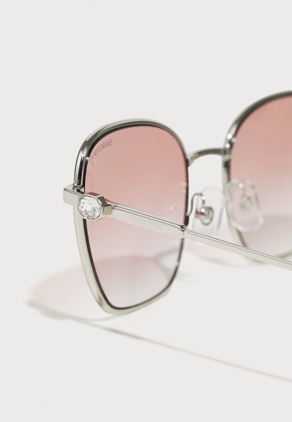 

Солнцезащитные очки Swarovski, серебристый