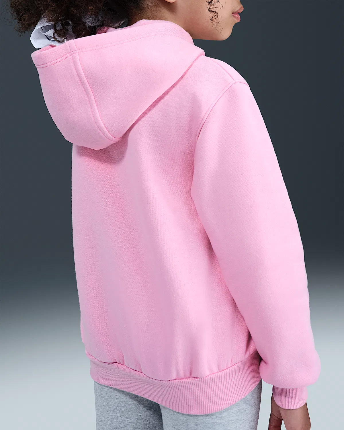 Детская флисовая куртка на молнии Nike Sportswear Club, Medium Soft Pink — фото 2