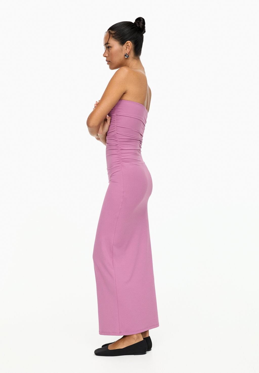 

Коктейльное платье / Вечернее платье STRAPLESS GATHERED MIDI PULL&BEAR, розовый
