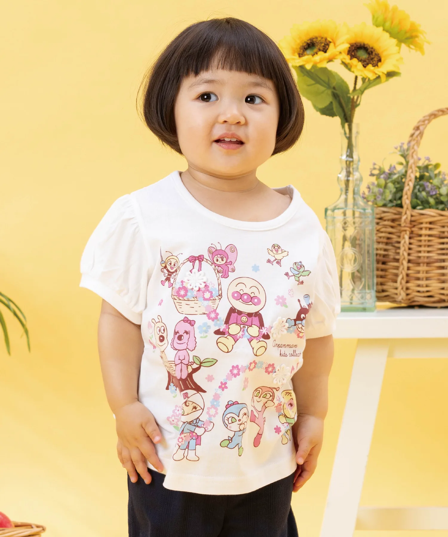 Детская коллекция ANPANMAN / (K) Футболка с коротким рукавом "Everyone Gathered Flower" Anpanman Kids Collection, Off-white — фото 2
