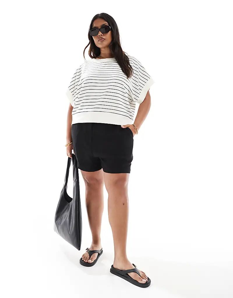 

Свободные шорты для папы ASOS DESIGN Curve с льном черного цвета