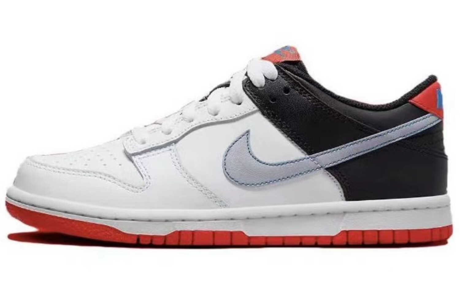 

Женские кроссовки для скейтбординга Nike Dunk, Red